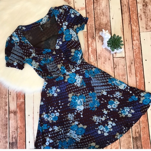 BOGO! 🛍Free People Dress Size Small Floral - Picture 6 of 6